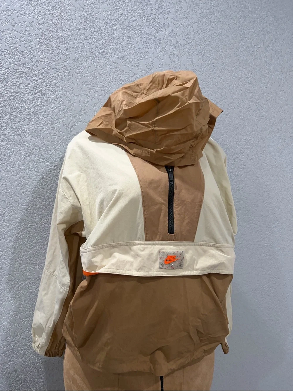 Woman Two-Tone Beige and Cream Utility Sling Bag